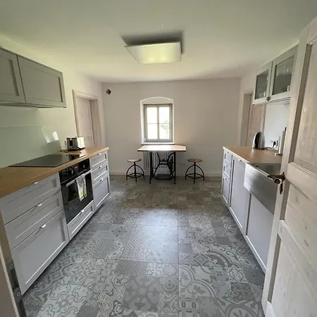 Landquartier - La Primera Durrrohrsdorf