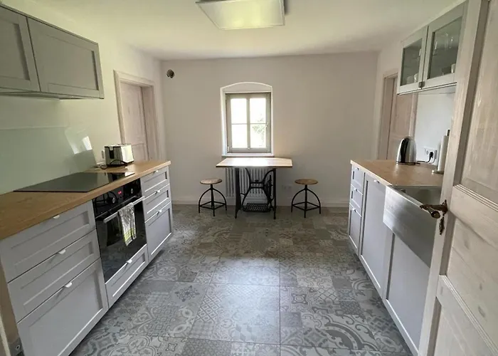 Landquartier - La Primera Durrrohrsdorf