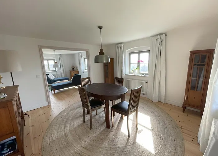 Landquartier - La Primera * Durrrohrsdorf